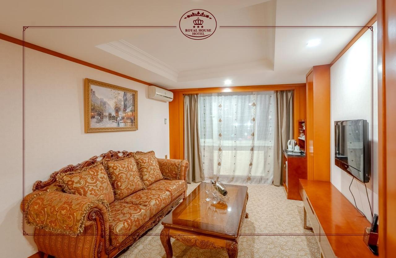Royal House Hotel Ulaanbaatar Ngoại thất bức ảnh